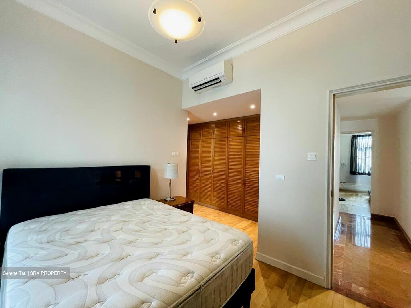 Landbay Condominium (D16), Condominium #589815681